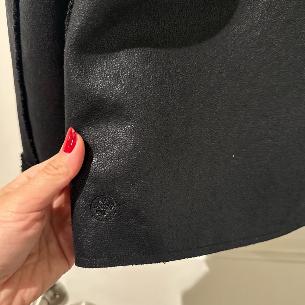 Women's Black Shearling Jacket - image 4